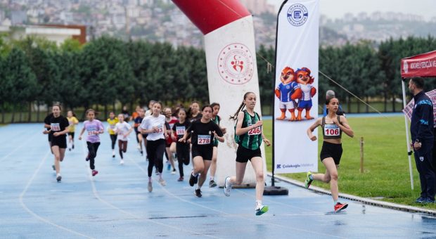 Çolakoğlu Metalurji, 19 Mayıs’ı Genç Sporcularla Kutladı